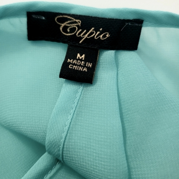 Cupio Layered High-Low Blouse - Picture 4 of 6